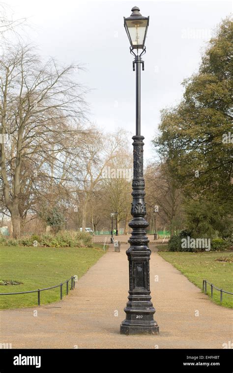 london lamp posts